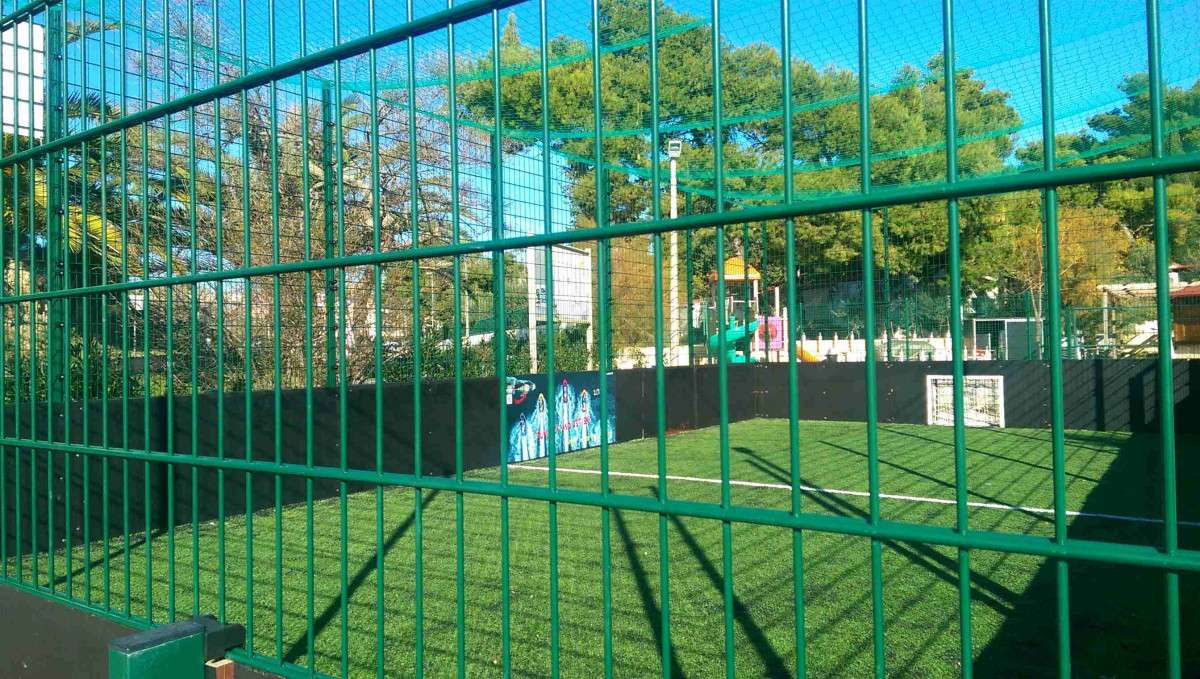 Malonogometno igralište u kampu u Stobreču